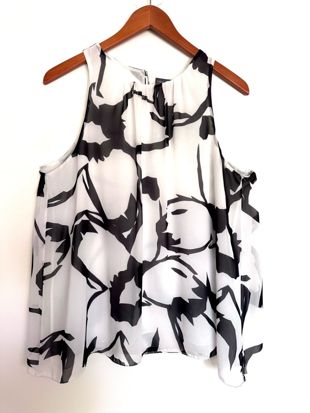 Vince Camuto Black & White Floral Camisole Top Size Large